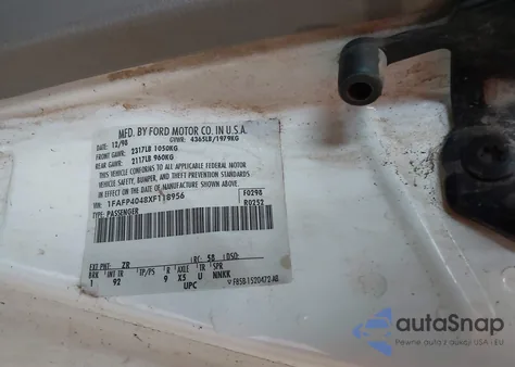 1999 Ford Mustang z USA, uszkodzony, nr VIN 1FAFP4048XF118956